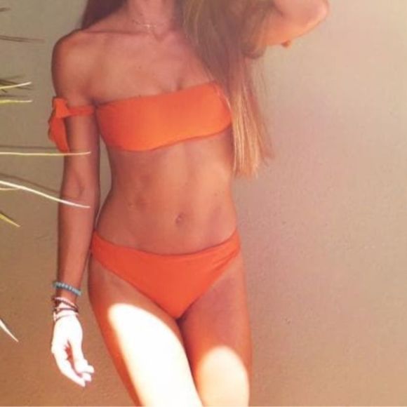 ✨JUST IN✨ORANGE HIGH CUT OFF SHOULDER BIKINI - Picture 5 of 7